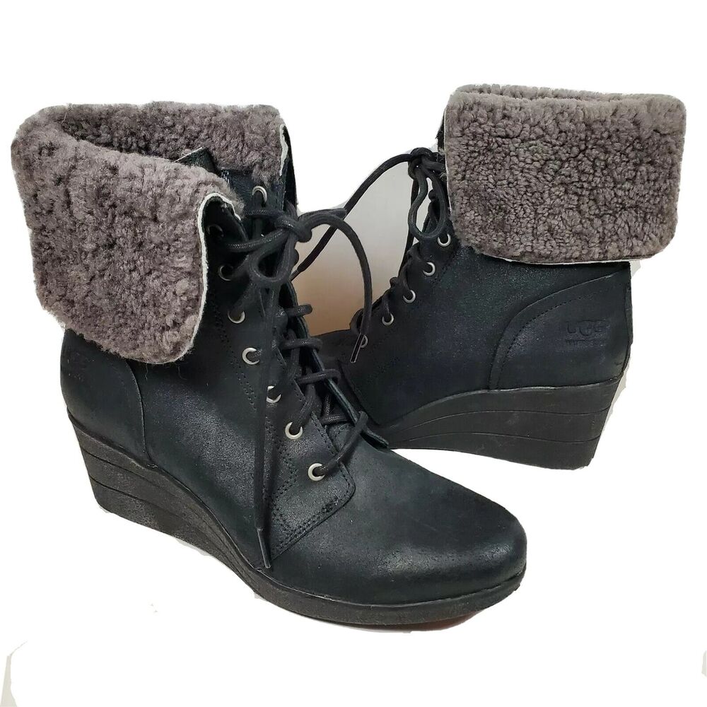 Ugg Australia women Boots Ankle Black Zea Shearling Wedge Lace Up Sz 10 New